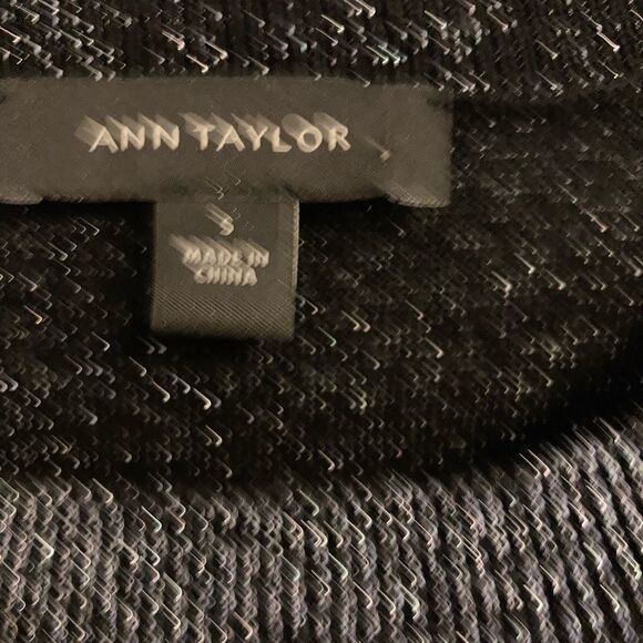 ‎Ann Taylor shimmer crew neck sweater - Picture 4 of 4